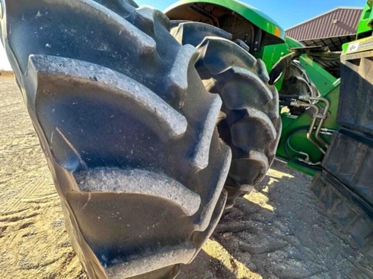 2014-john-deere-9460r-image-27