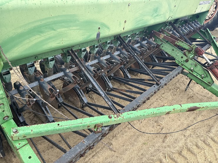 john-deere-450-image-4