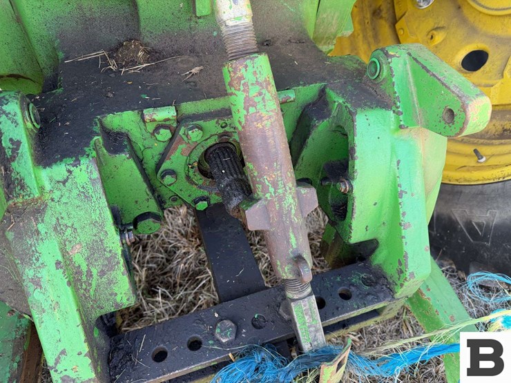 1992-john-deere-4560-image-24
