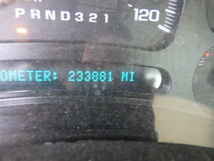 2007-chevrolet-2500hd-image-16