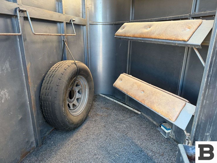 1987-circle-j-horse-trailer-image-27