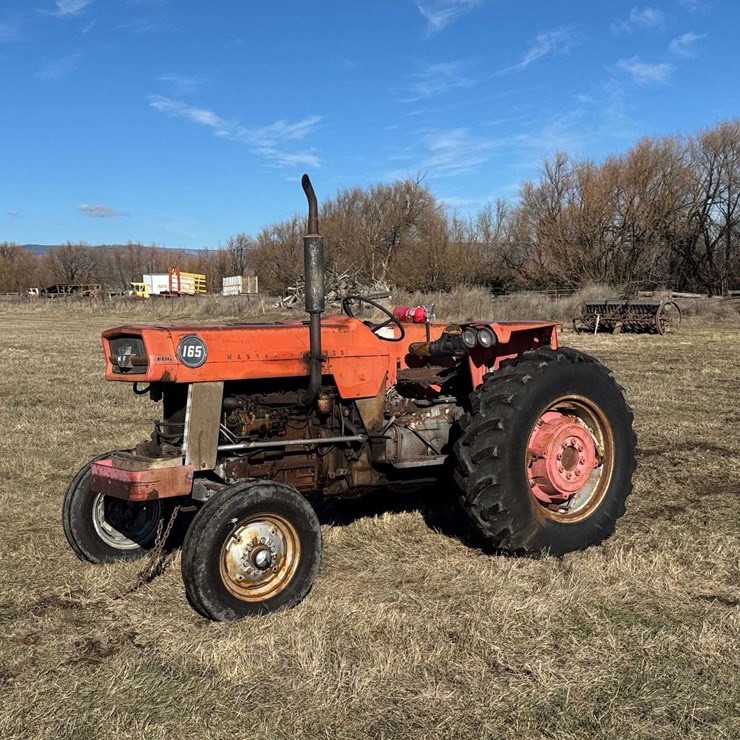 MASSEY-FERGUSON 165