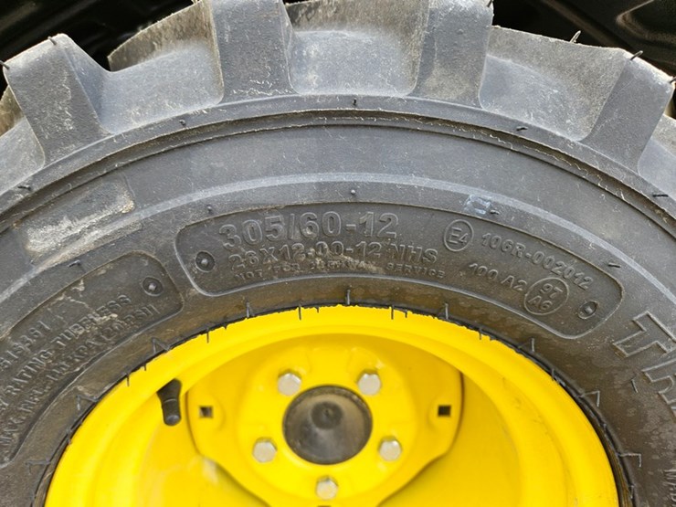 2024-john-deere-1025r-image-51