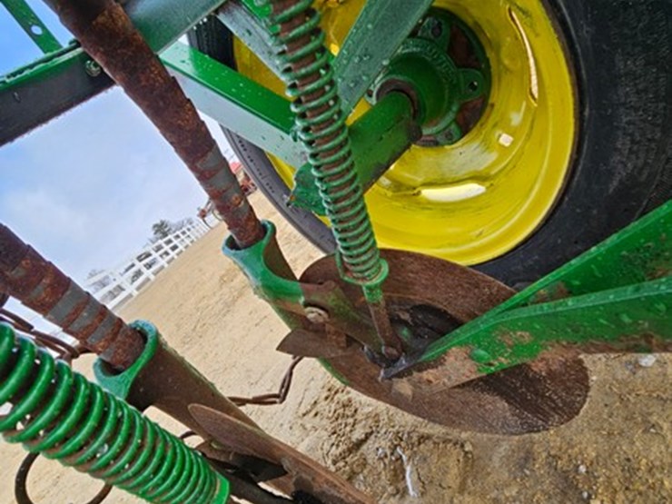 john-deere-5-image-18