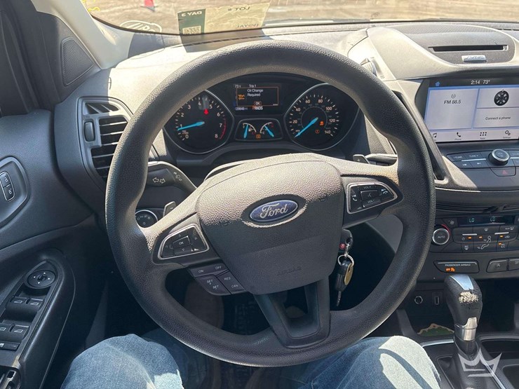 2017-ford-escape-image-10