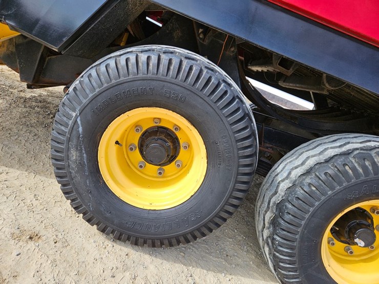 new-holland-bb940a-image-61