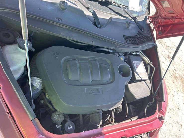 2010-chevrolet-hhr-image-8