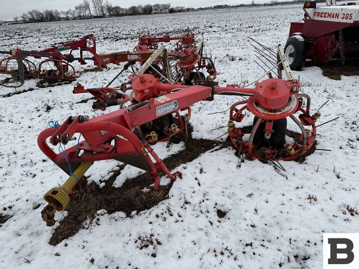 simak-haymaker-hm300-tedder-image-1