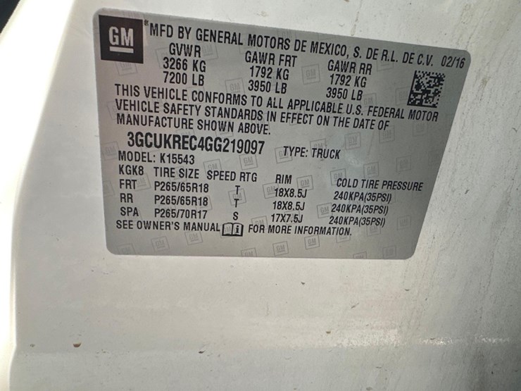 2016-chevrolet-silverado-1500-image-11