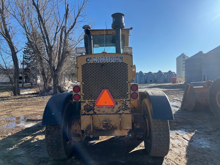 champion-740a-image-5