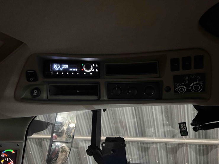 2021-case-ih-maxxum-135-image-27