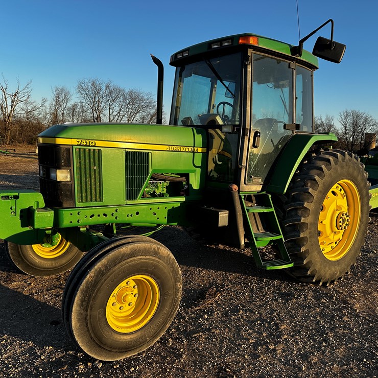1998 JOHN DEERE 7410