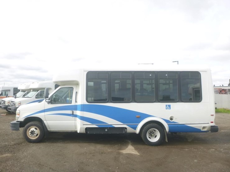 2014-ford-e450-image-5