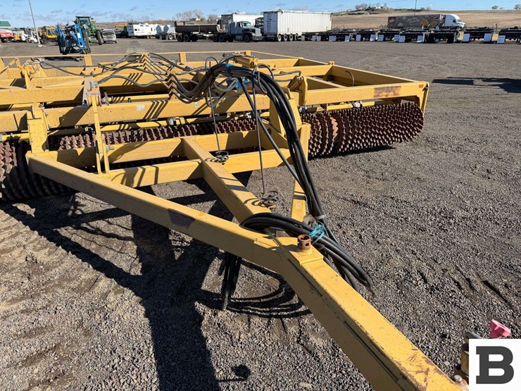 schmeiser-till-an-bedder-image-11