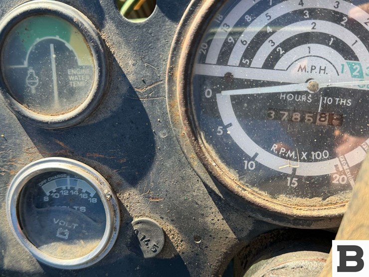 john-deere-2030-image-33