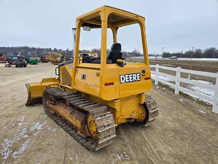 2002-deere-450h-lt-image-3