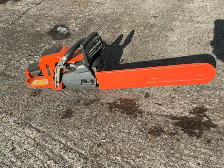 #110-•-husqvarna-550-xp-chainsaw-image-3