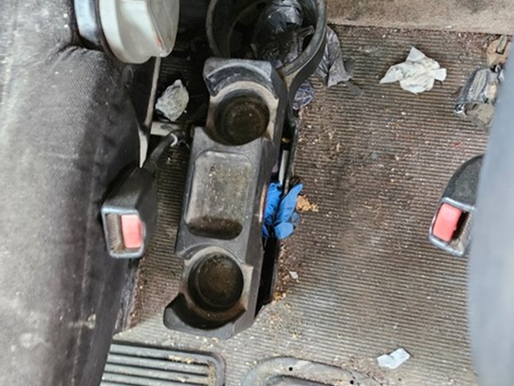 2006-peterbilt-379-image-48