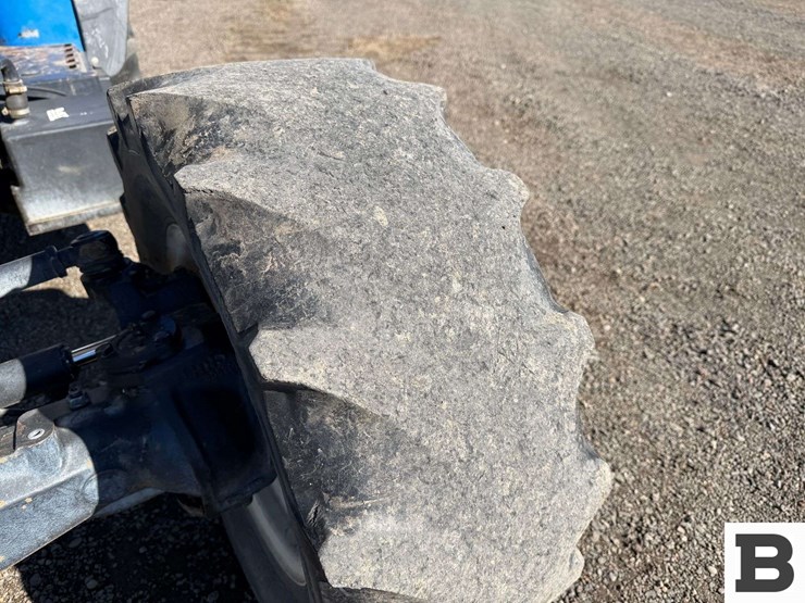 new-holland-t4030f-image-13