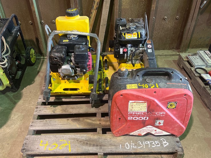 #4021-•-2-wacker-packers-and-a-predator-2000-generator-image-1