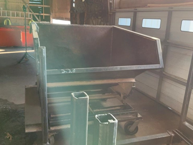 #220-•-wheeled-self-dumping-hopper-image-3