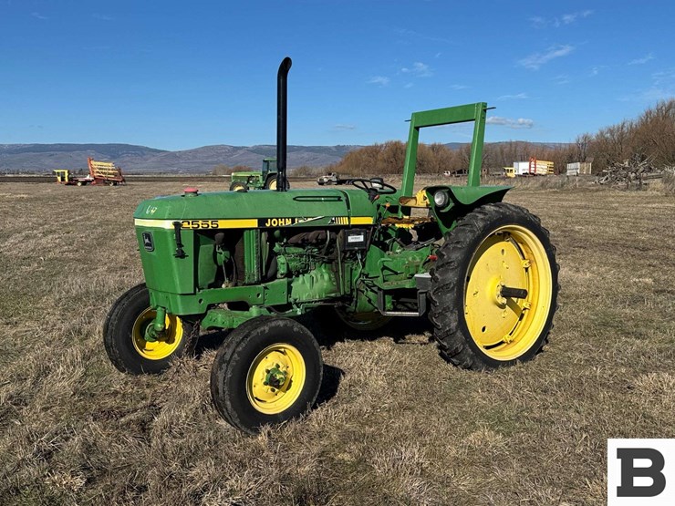 john-deere-2555-image-1
