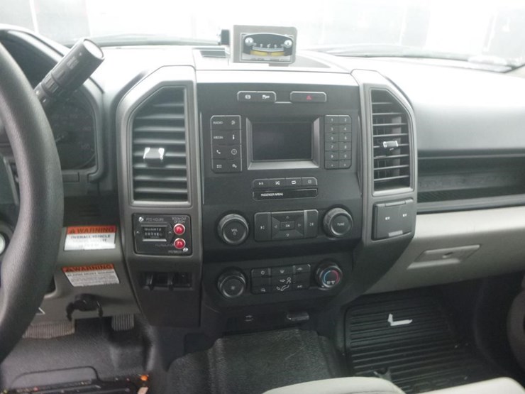 2022-ford-f550-image-20