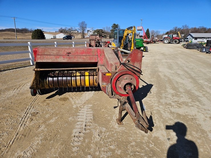 new-holland-67-image-8