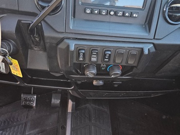 2023-polaris-ranger-image-19