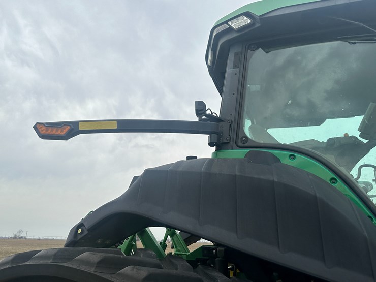 2021-john-deere-8rt-340-image-64