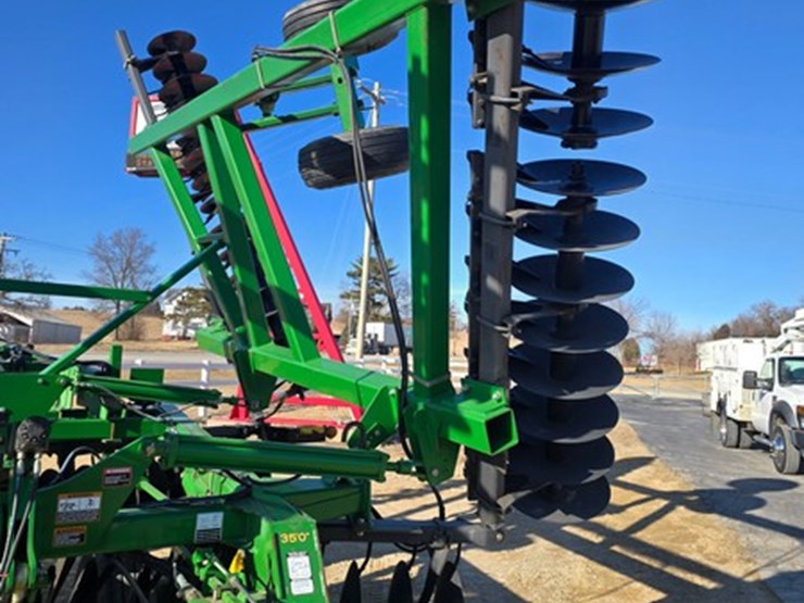 john-deere-637-image-16