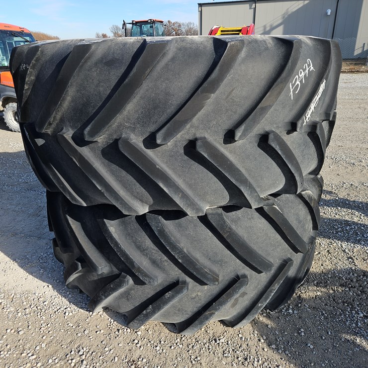 #193020 • Michelin 800/70R38 Tires