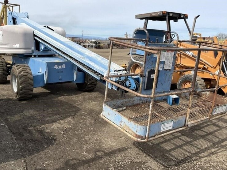 genie-s-60-60'-s.p.-aerial-lift,-4wd,-diesel-image-1