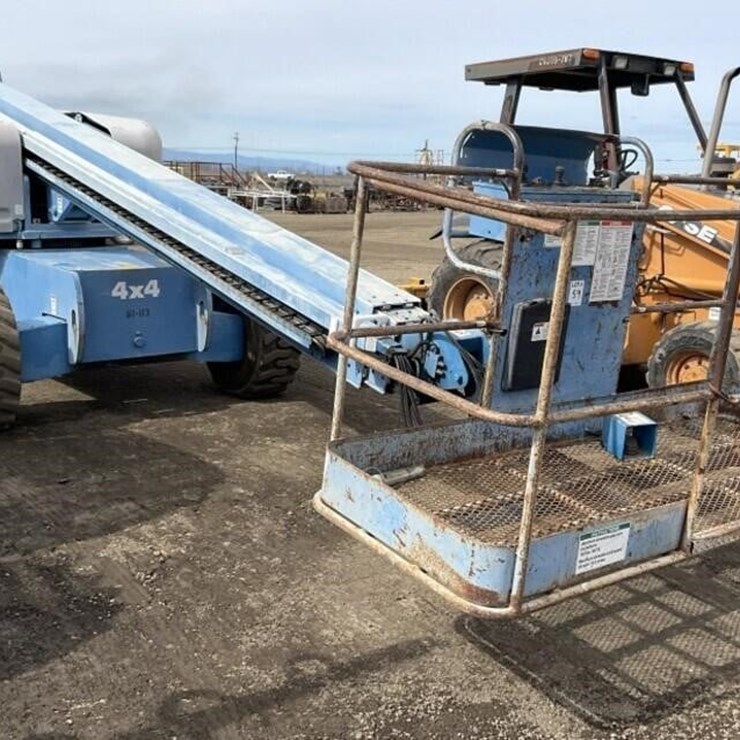 GENIE S-60 60' S.P. Aerial Lift, 4wd, Diesel