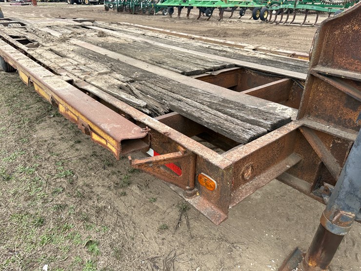 vulcan-trailer-image-30