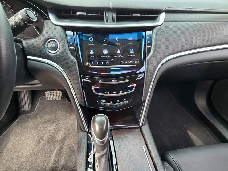 2019-cadillac-xts-stretch-limousine-for-sale,-s-and-s-coachbuilders,-70in,-7866-miles-image-23