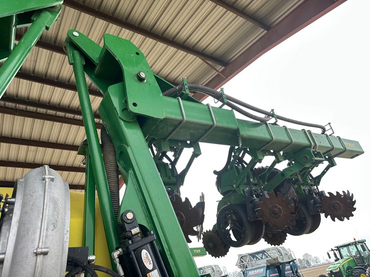 john-deere-1725c-image-48
