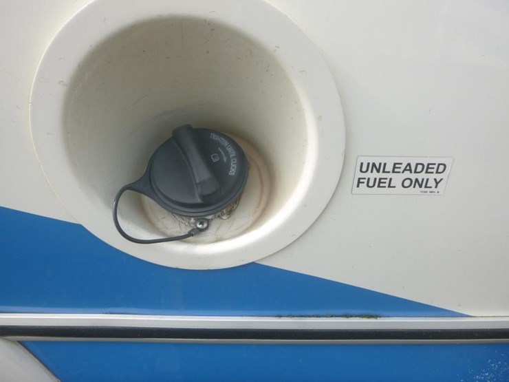 2014-ford-e450-image-13