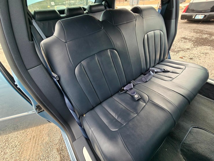 2006-cadillac-superior-6-door-limousine,-ultra-low-20396-miles-image-50