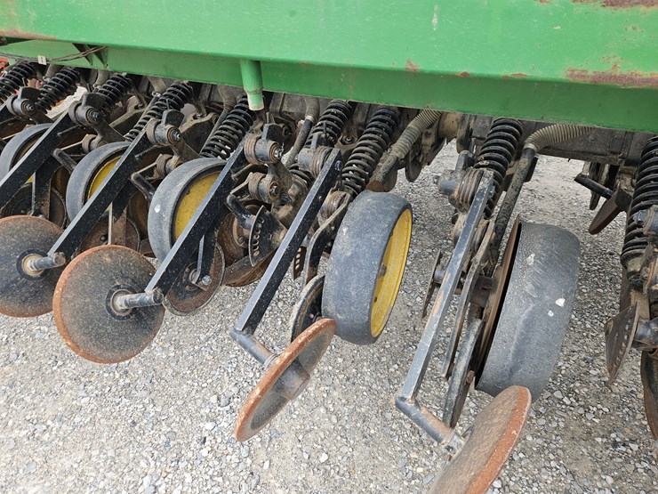 john-deere-750-image-8