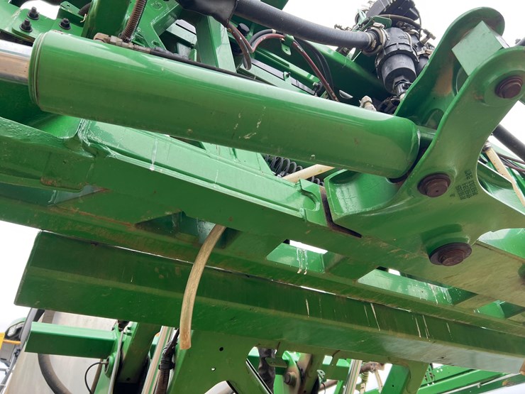 john-deere-412r-image-54