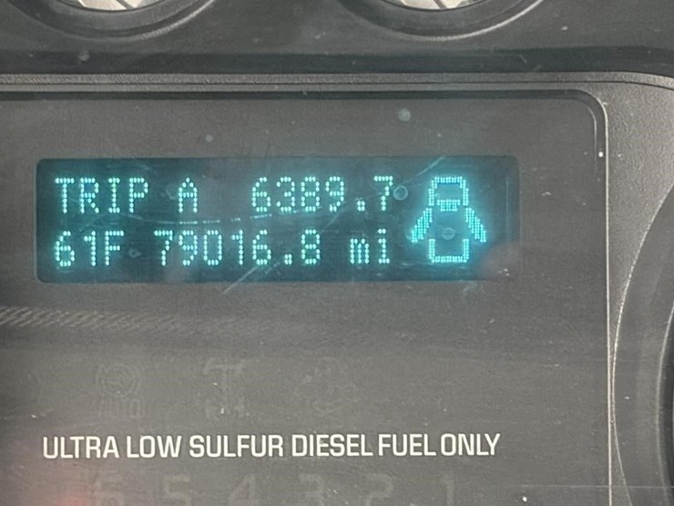 2011-ford-f450-image-12