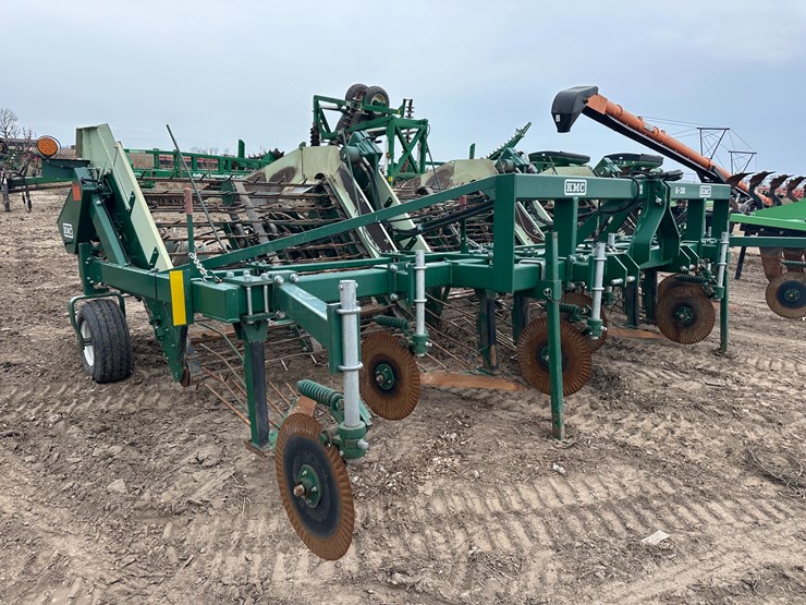 #38830-•-kmc-6-38-peanut-digger-image-2