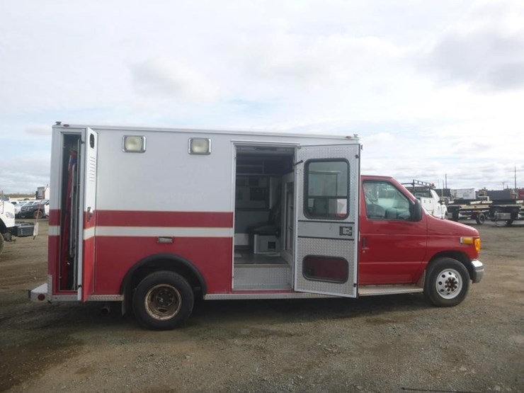 2005-ford-e450-image-7