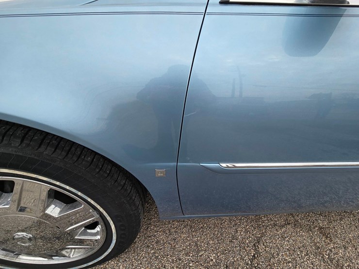 2006-cadillac-superior-6-door-limousine,-ultra-low-20396-miles-image-3