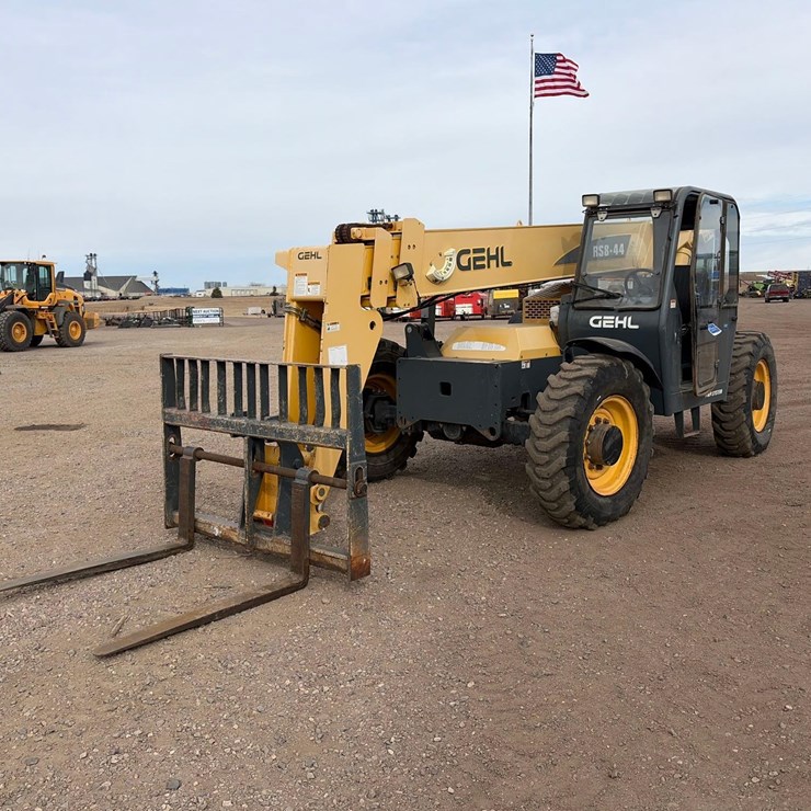 GEHL RS8-44