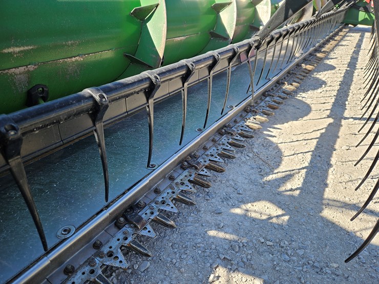 2005-john-deere-625f-image-4