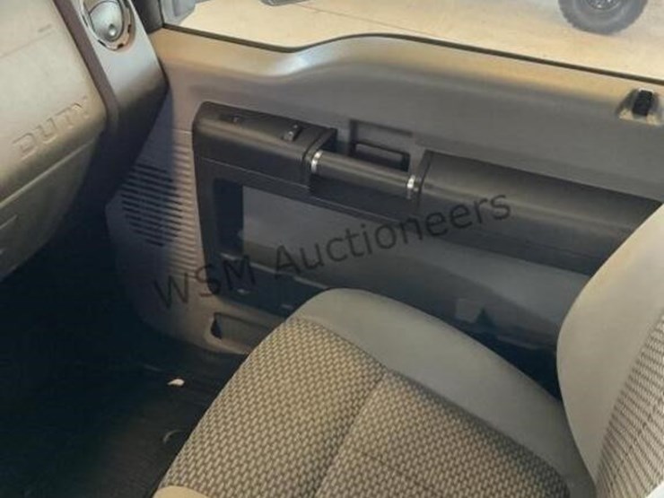 2016-ford-f450-image-21