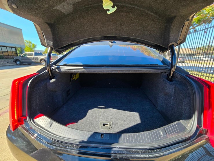 2017-cadillac-federal-70in-limo-w-27466-miles,-premium-federal-coachwork,-luxury-transport-image-21