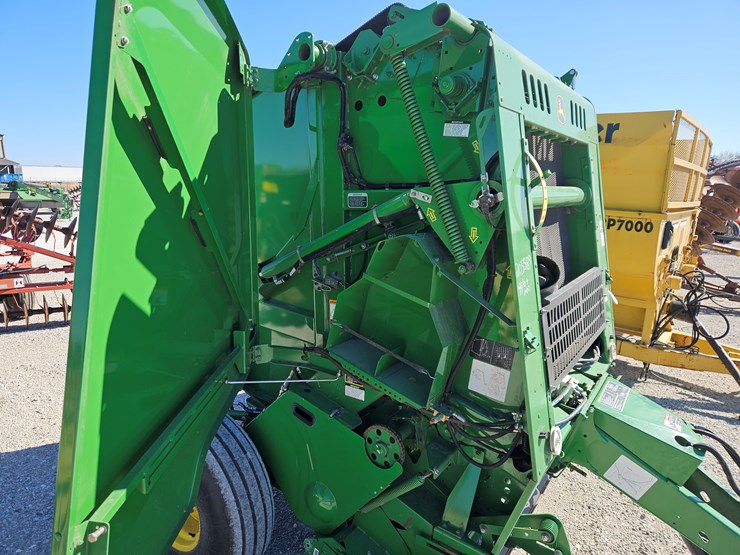 2020-john-deere-450m-image-11